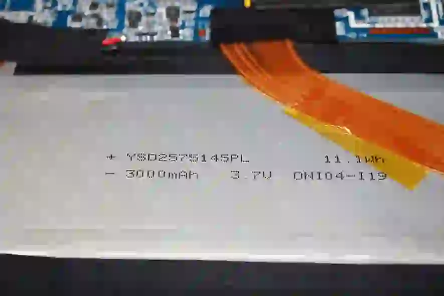 Tablet Wolder Mitab Jowa bateria