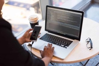 Dónde encontrar asesoramiento para el servicio de backups de datos