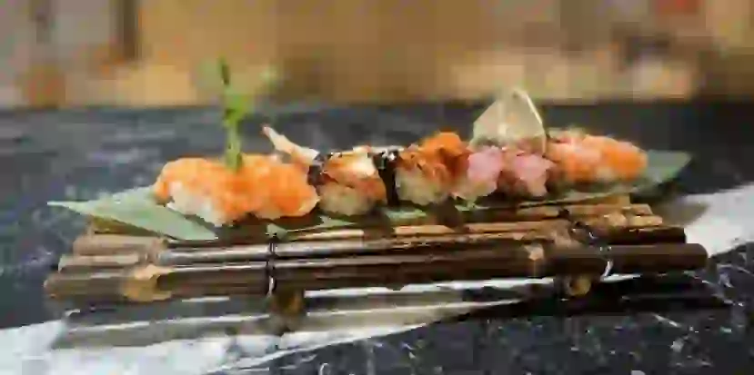 Sushishom en Fuengirola: Una Fusión de Sabores Japoneses y Chinos 3 Screenshot 2 1