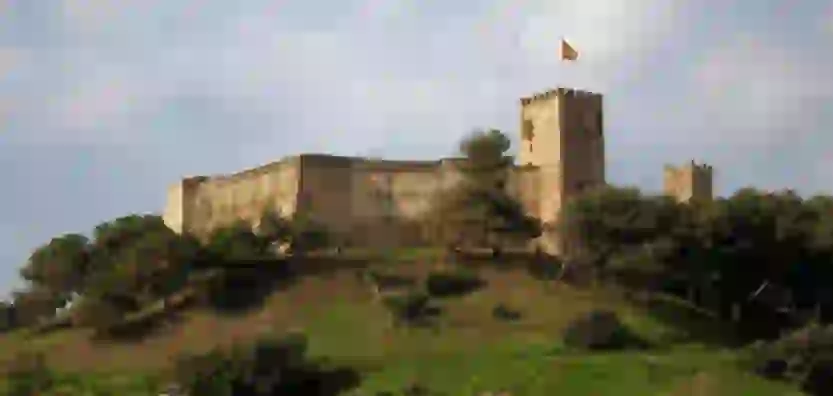 Castillo Sohail Fuengirola: Emblema Histórico en la Costa del Sol 4 ppppppp