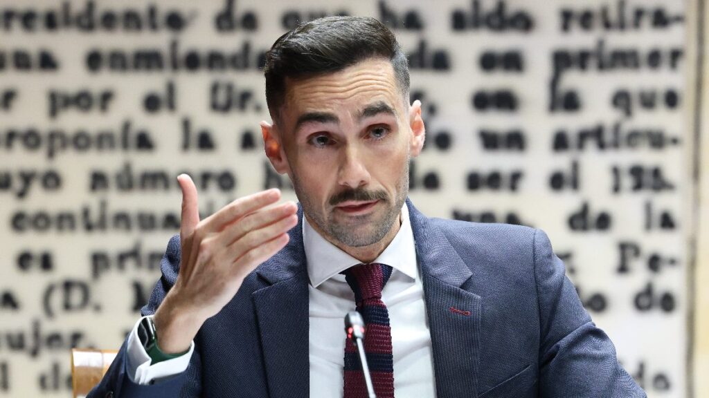 Dimisión Rafael Pérez crisis Pedro Sánchez