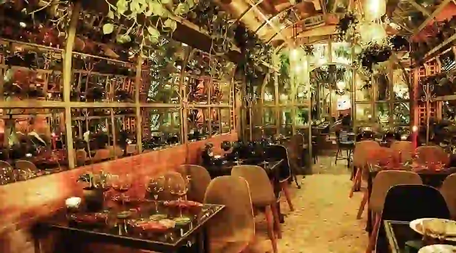 Restaurantes Ocultos en Madrid: Top 5 Joyas Gastronómicas por Descubrir 5 image 18
