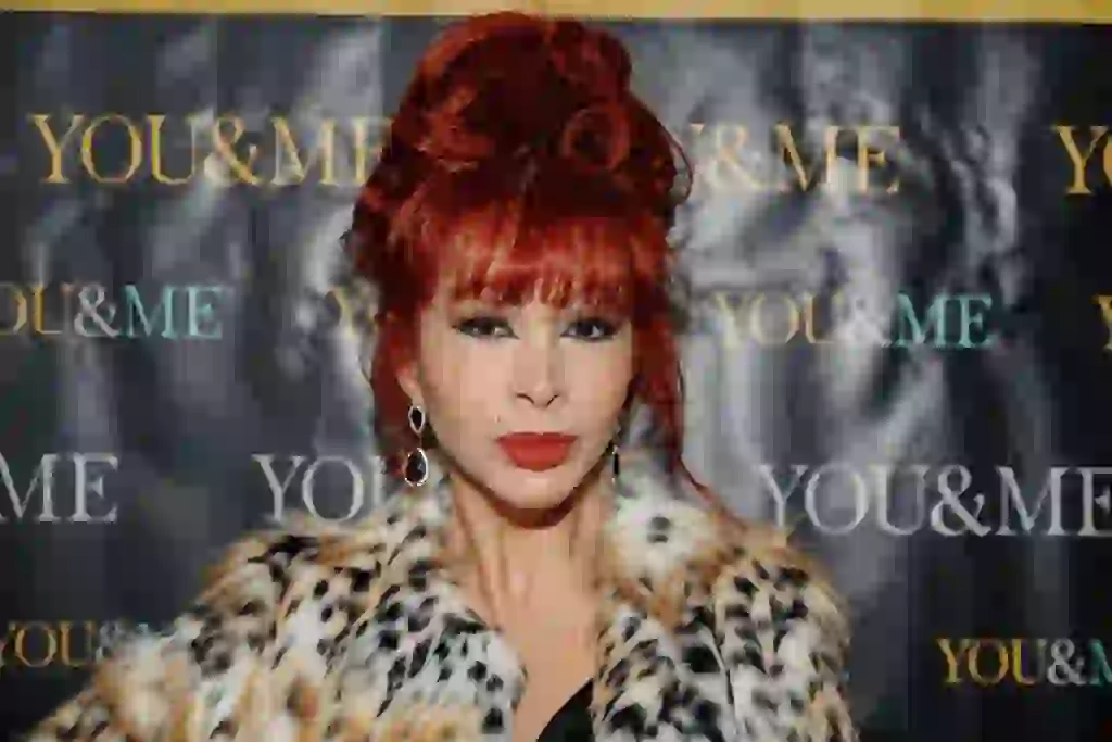 Tamara, Yurena y el Mundo de los Famosos: Del Reality a la Cultura Pop Española 1 Tamara, Yurena y el Mundo de los Famosos: Del Reality a la Cultura Pop Española