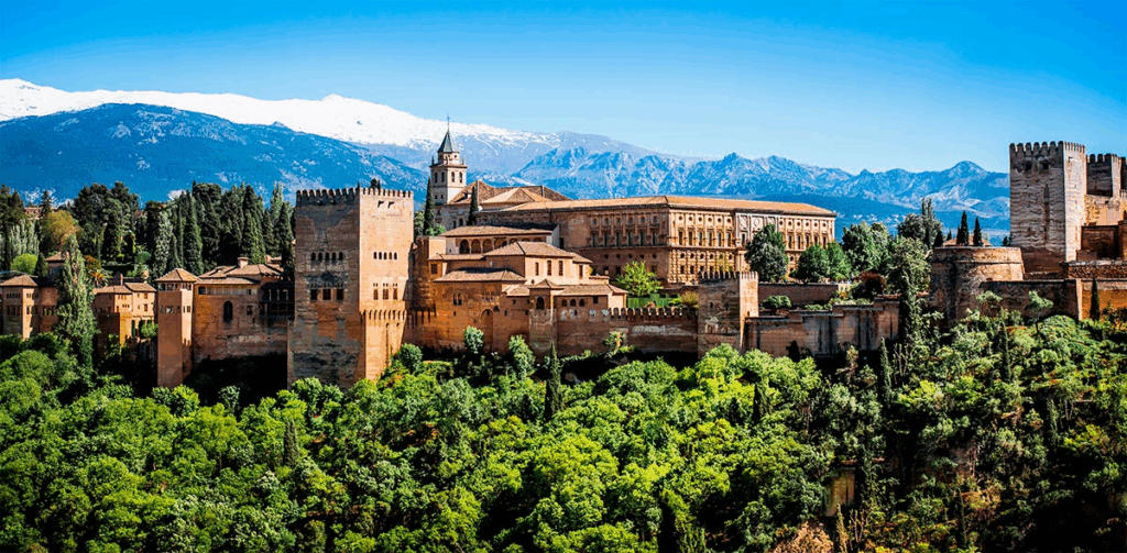 La Alhambra de Granada: Un Palacio que Respira Historia