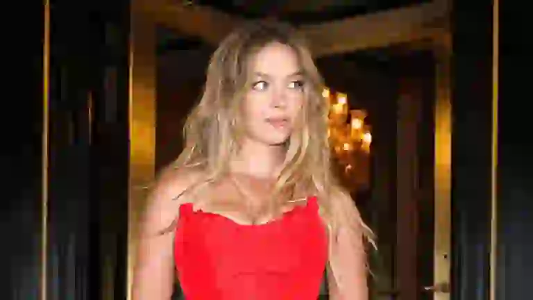 Sydney Sweeney: Ascenso, Trayectoria y Futuro de la Estrella de Hollywood 1 image-9-768×432