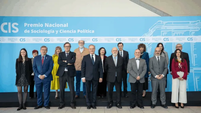Encuesta del CIS: Dudas sobre su Fiabilidad, Sesgo Político y Pérdida de Confianza Ciudadana