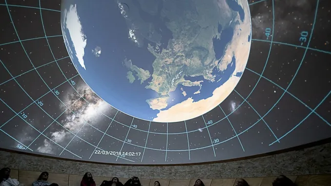 Jornadas Astronómicas UAL: Brian Schmidt y Carole Mundell impulsan el gran encuentro de astronomía en Almería