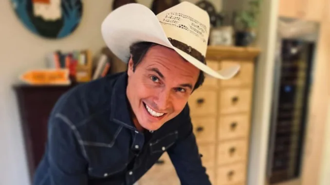 Quién es Kimbal Musk, el discreto hermano de Elon que también amasó una fortuna multimillonaria